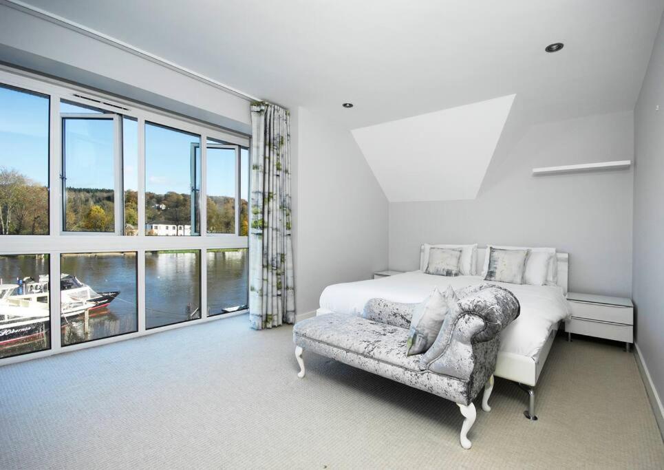 The Oars - Riverfront Property Henley-on-Thames Exteriér fotografie